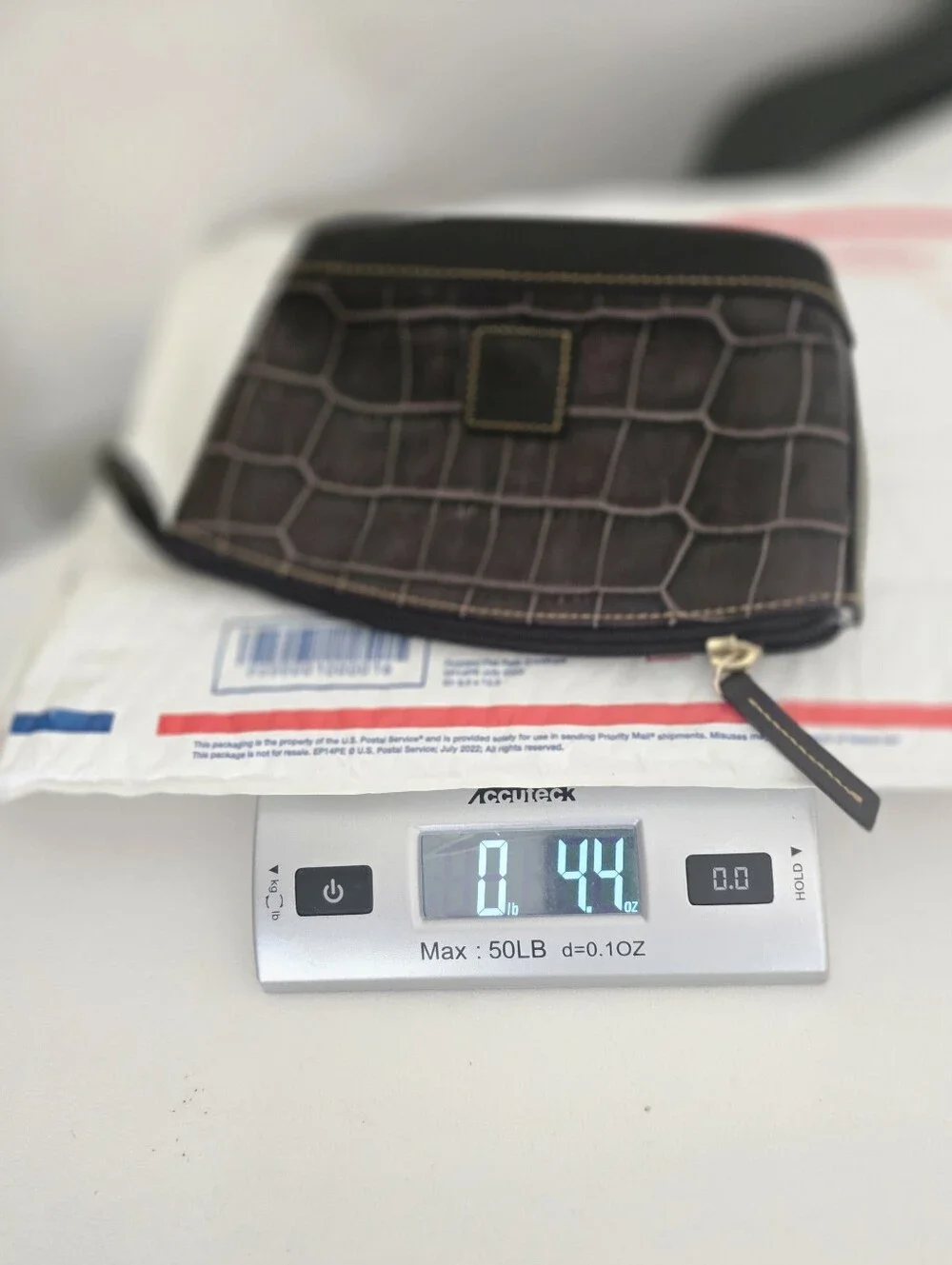 Dooney & Bourke Brown Leather Crocodile Pouch Makeup Cosmetic Bag Mini Pebbled